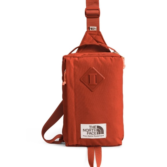 The North Face Berkeley Field Bag in Rusted Bronze / Dusty Coral Orange - NEW! - Picture 1 of 13